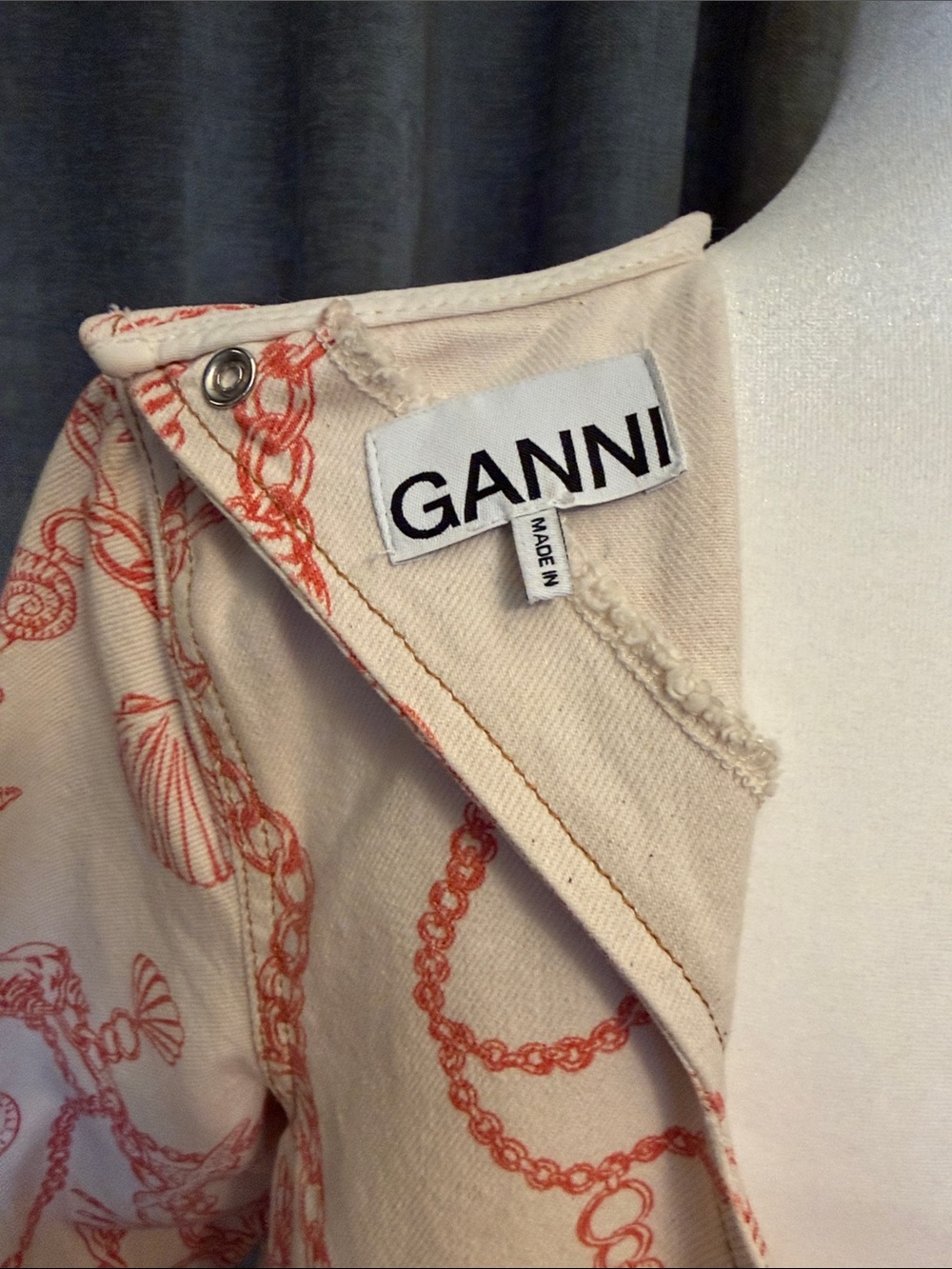 Ganni Cream Mini Dress with Coral Rope & Shell Print - Picture 4 of 7